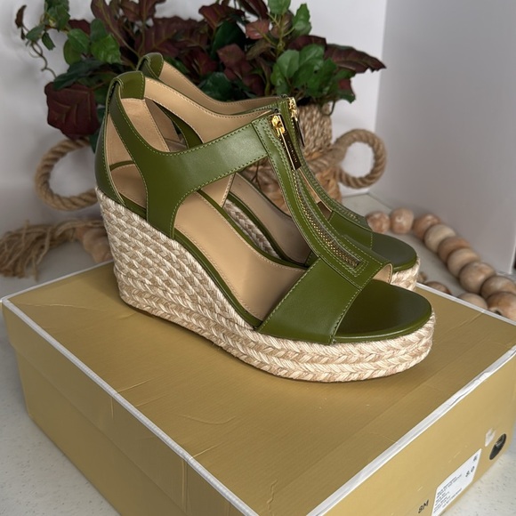 Michael Kors Berkley Zipper Espadrille Platform Wedge Sandals Sz 8 - Picture 10 of 11
